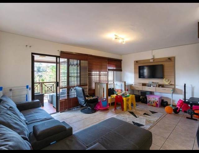 3 BEDROOM APARTMENT FOR SALE IN NEW GERMANY